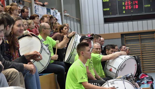 MITGAS-Spieltag: Meisterschaftsfeier winkt mit EINTRITT FREI - Foto: Wolfgang Kubak