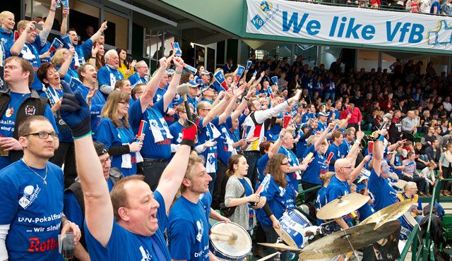 Fanfahrt zum Pokalfinale Foto: Günter Kram Fanfahrt zum Pokalfinale - Foto: Günter Kram