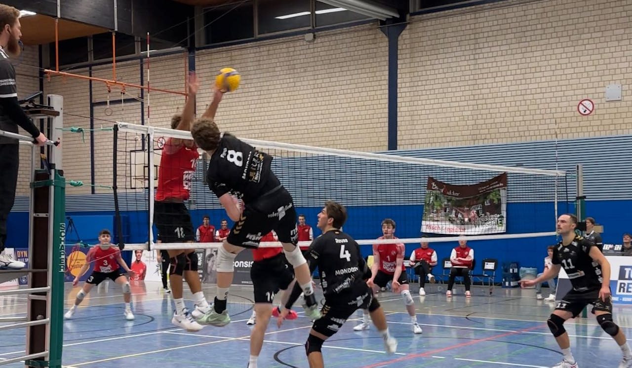 Selbst Mondorf kann Essen nicht stoppen - Foto:  Niklas Kott