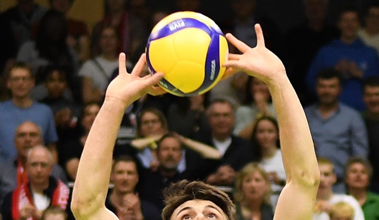 Milan Kvrzic kommt zu den BADEN VOLLEYS SSC Karlsruhe Foto: Klaus Hirsch Milan Kvrzic kommt zu den BADEN VOLLEYS SSC Karlsruhe - Foto: Klaus Hirsch