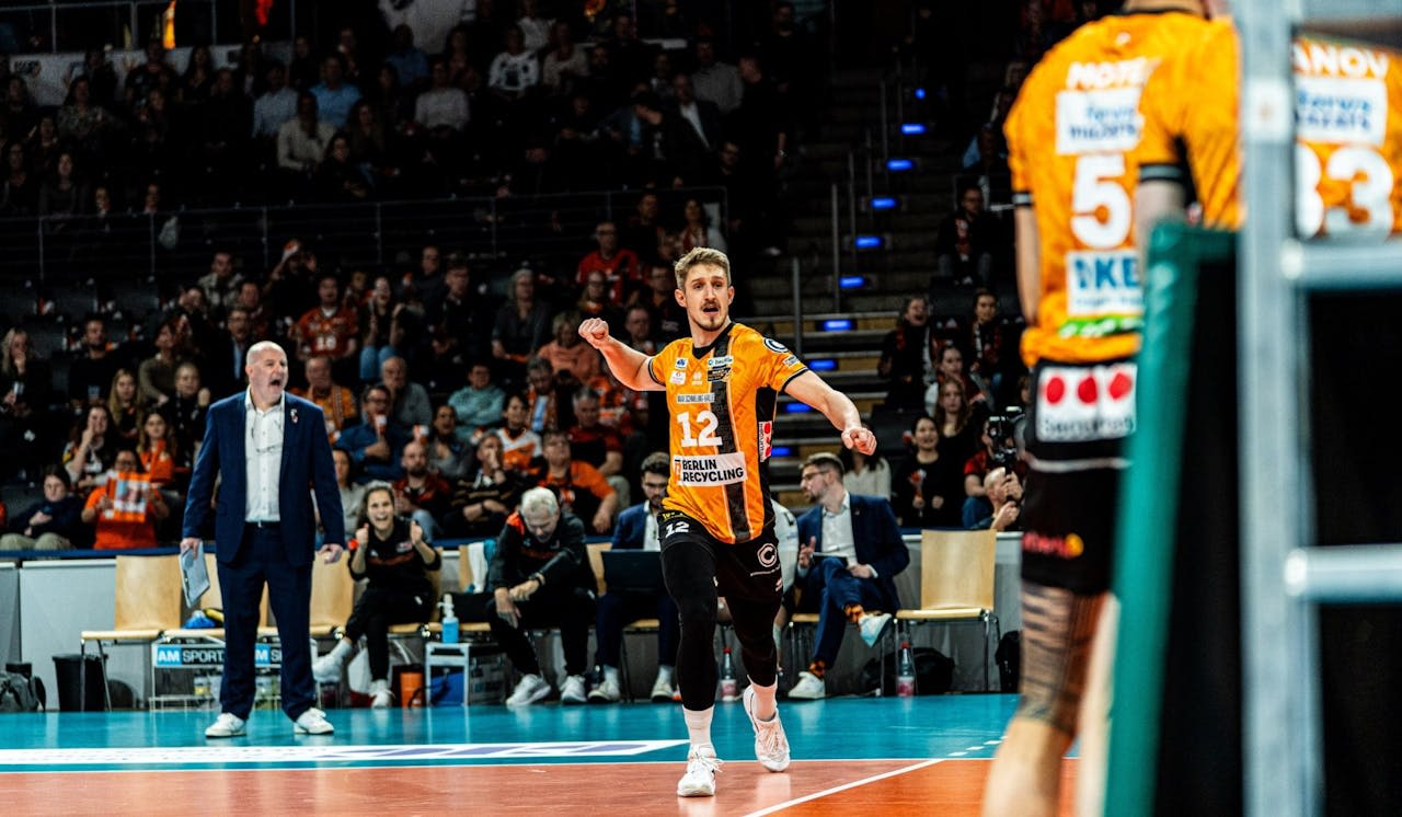Nächstes Heimspiel! Eine Serie starten - Foto:  Niklas Köppen