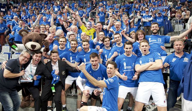Friedrichshafen gewinnt DVV Pokal Foto: Günter Kram Friedrichshafen gewinnt DVV Pokal - Foto: Günter Kram