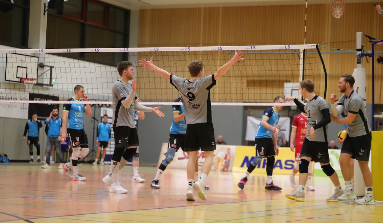 FT gewinnt umkämpftes Spiel in Dresden Foto: Jens Feistel FT gewinnt umkämpftes Spiel in Dresden - Foto: Jens Feistel