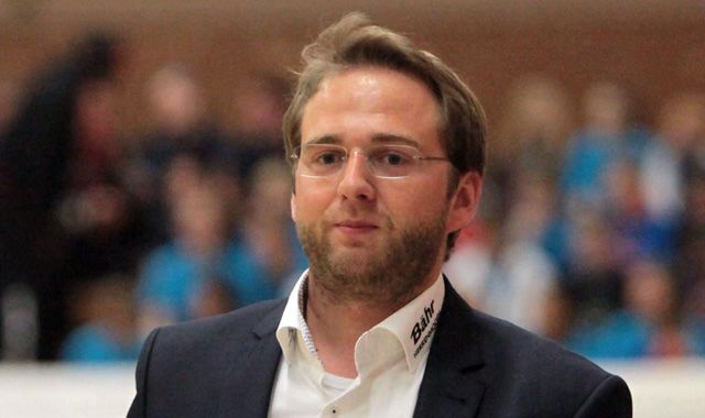 Sebastian Schmidt in Doppelfunktion beim VfB Foto: Günter Kram Sebastian Schmidt in Doppelfunktion beim VfB - Foto: Günter Kram