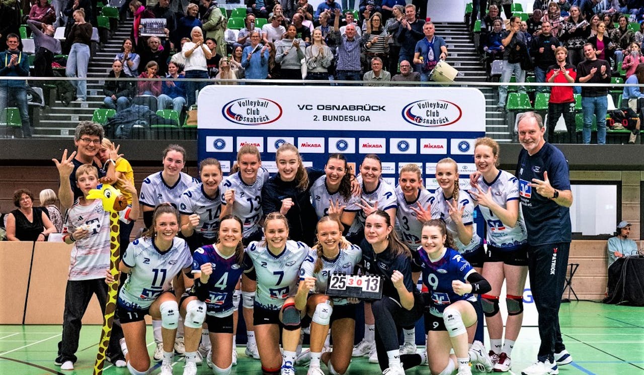 Feierstimmung nach "Ratzfatz-Heimsieg" - Foto:  Martin König