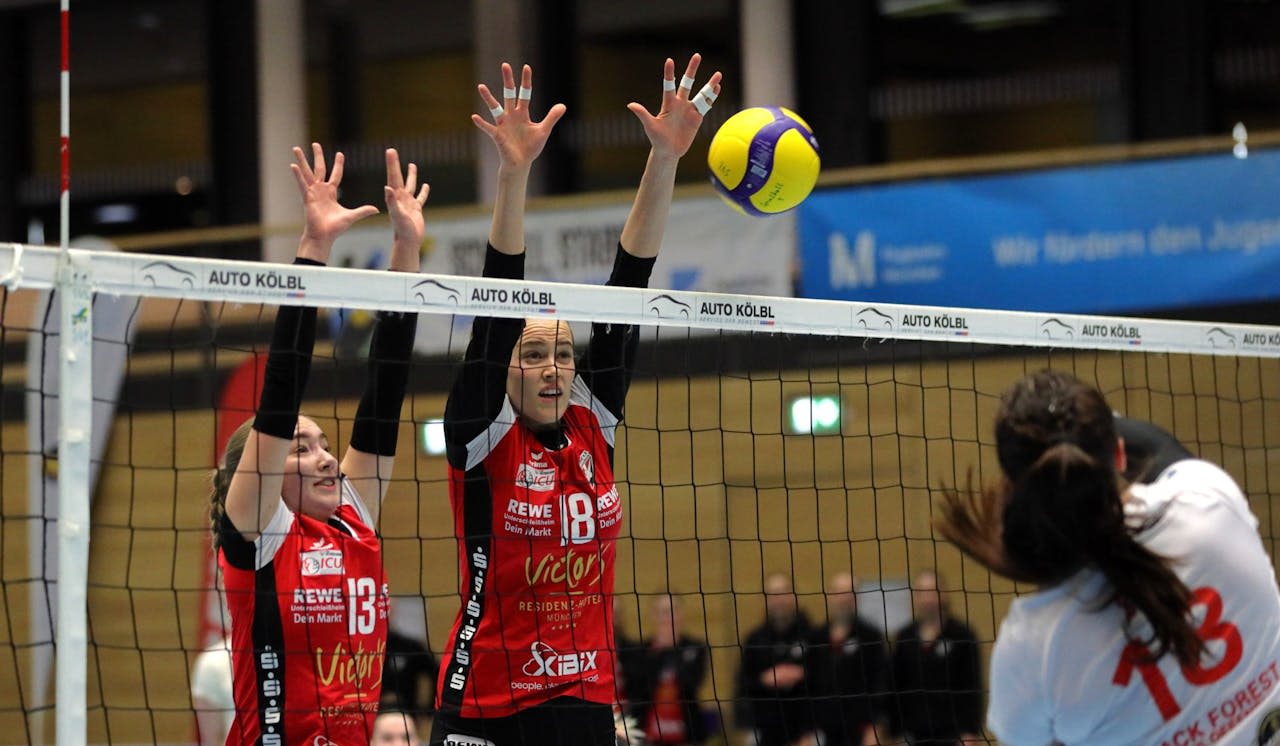 SV Lohhof vor wegweisendem Heimspiel-Woche - Foto:  Robert Burschik