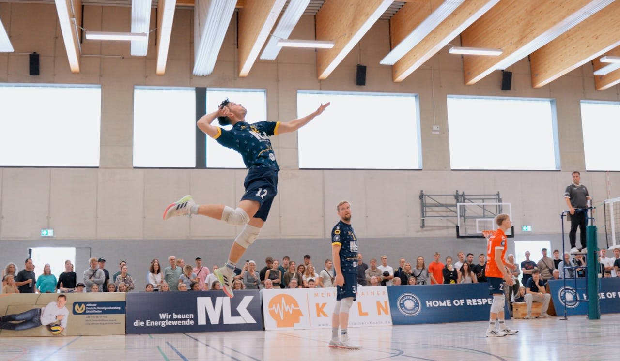 Zweiter Heimspiel für die MLK Volleys Köln - Foto:  Lennart Bevers