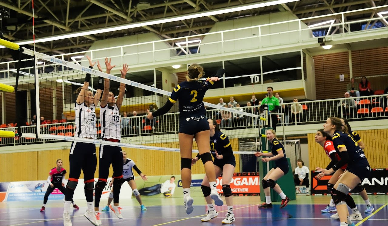 DSHS SnowTrex Köln verliert gegen BBSC Foto: Florian Zons DSHS SnowTrex Köln verliert gegen BBSC - Foto: Florian Zons