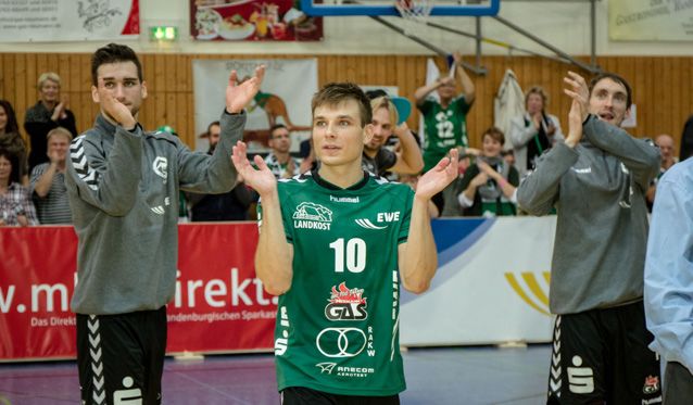 Beliebte Trikotversteigerung wird fortgesetzt Foto: Gerold Rebsch Beliebte Trikotversteigerung wird fortgesetzt - Foto: Gerold Rebsch