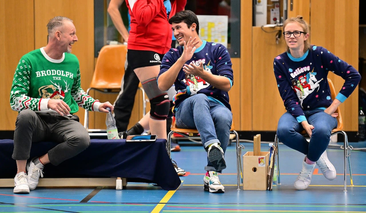 Bayernderby vor der Weihnachtspause - Foto:  Fotograf: Sportfoto Zink