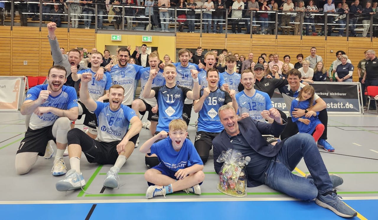 PSV-Volleyballer sorgen für Paukenschlag Foto: Andre Gross PSV-Volleyballer sorgen für Paukenschlag - Foto: Andre Gross