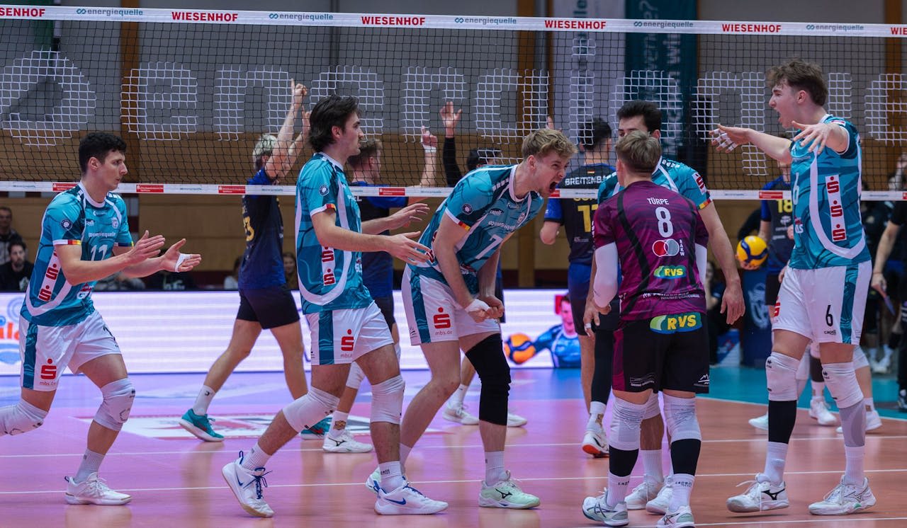 Netzhoppers mit Derby-Mut gegen Berlin - Foto:  Richard Gersdorf