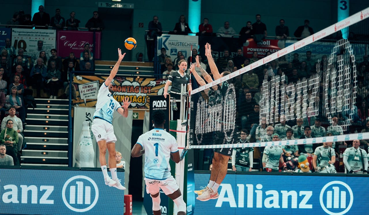 Starker Auftritt beim Auswärtssieg in Düren Foto: SWD powervolleys Starker Auftritt beim Auswärtssieg in Düren - Foto: SWD powervolleys