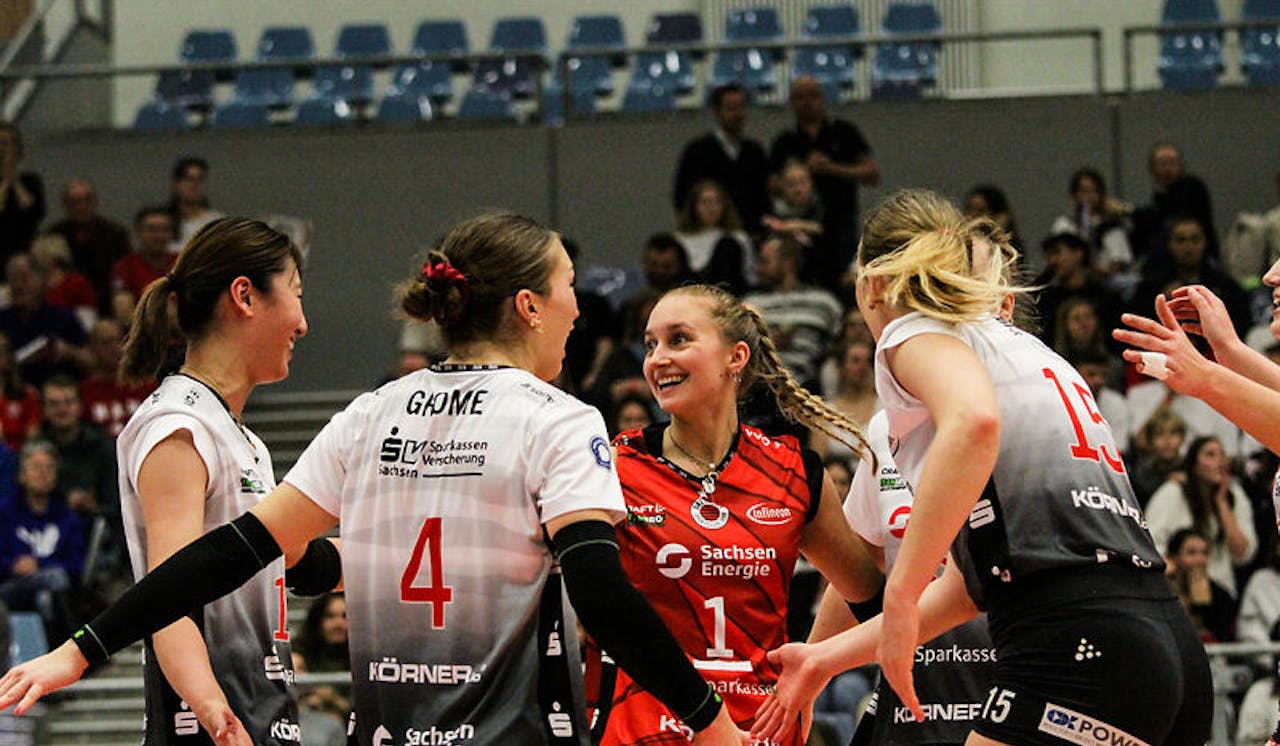 Umschalten auf Bundesliga - Foto:  Daniel Hinsdorf