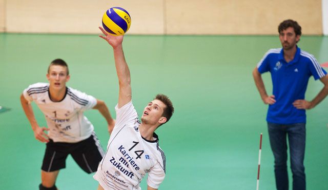 YoungStars schlagen zweimal auf Foto: Günter Kram YoungStars schlagen zweimal auf - Foto: Günter Kram