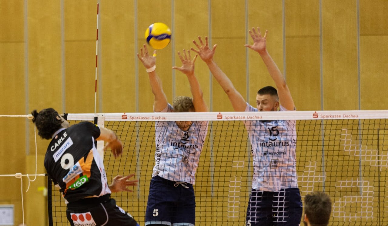 Berliner Premiere im Schuhkarton - Foto:  Samuel Weller