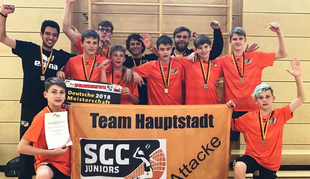 SCC JUNIORS im Juni: Von der Halle in den Sand Foto: BR Volleys SCC JUNIORS im Juni: Von der Halle in den Sand - Foto: BR Volleys