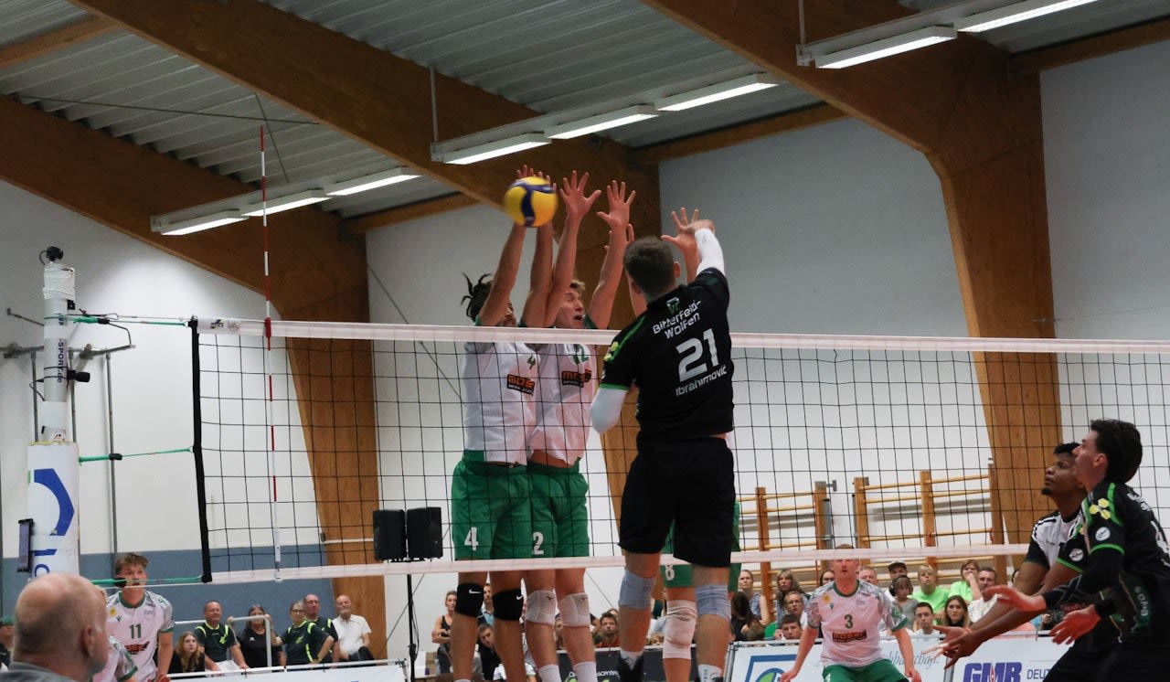 Knappes Spiel: BiWo unterliegt im Tiebreak - Foto:  Charlotte Pöller