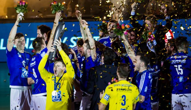 Die Teams beim Supercup: Das ist der VfB Friedrichshafen! Foto: Nils Wüchner, nils-wuechner.de Die Teams beim Supercup: Das ist der VfB Friedrichshafen! - Foto: Nils Wüchner, nils-wuechner.de