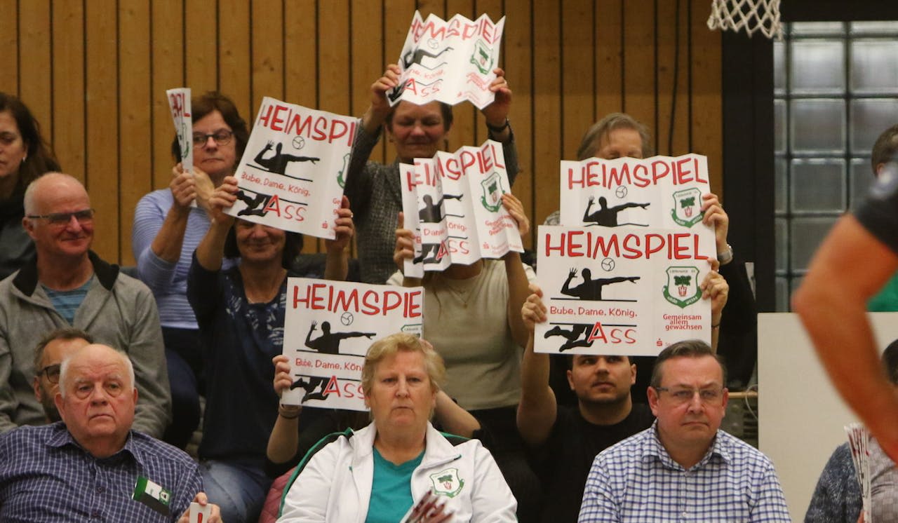 Mission Klassenerhalt startet - Foto:  Matthias Haack