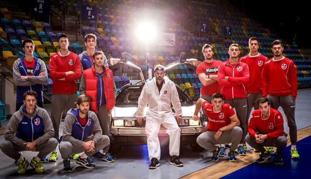 Zurück für die Zukunft: Großes Kino bei den United Volleys Foto: United Volleys/Manfred Neumann Zurück für die Zukunft: Großes Kino bei den United Volleys - Foto: United Volleys/Manfred Neumann