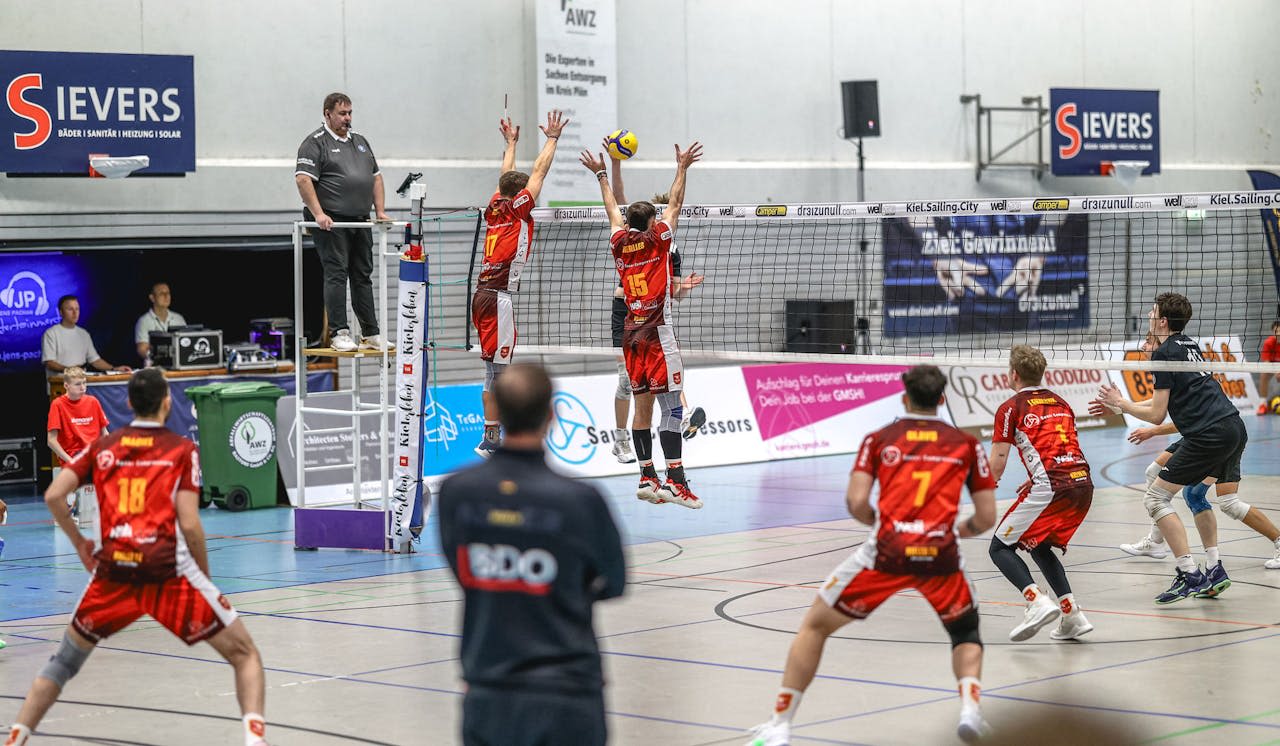 Kiel strauchelt im Rückspiel gegen Juniors Foto: japhotography Kiel strauchelt im Rückspiel gegen Juniors - Foto: japhotography