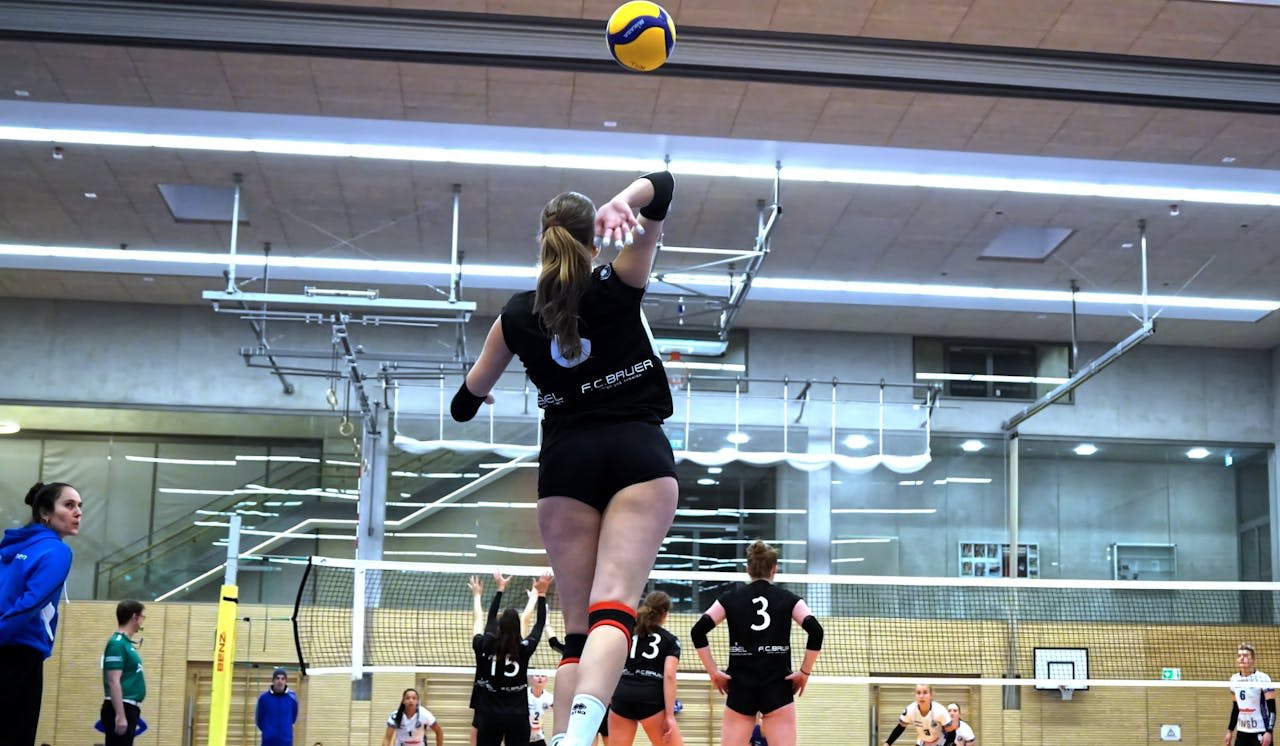 Mit Derbyspiel ins neue Jahr - Foto:  Jessica Weber