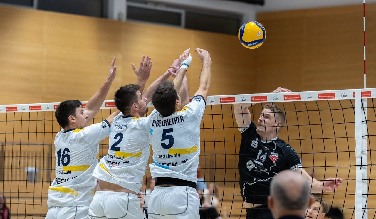 SVS bezwingt TVR mit Ausdauer und Bravour - Foto:  Güner Santemiz