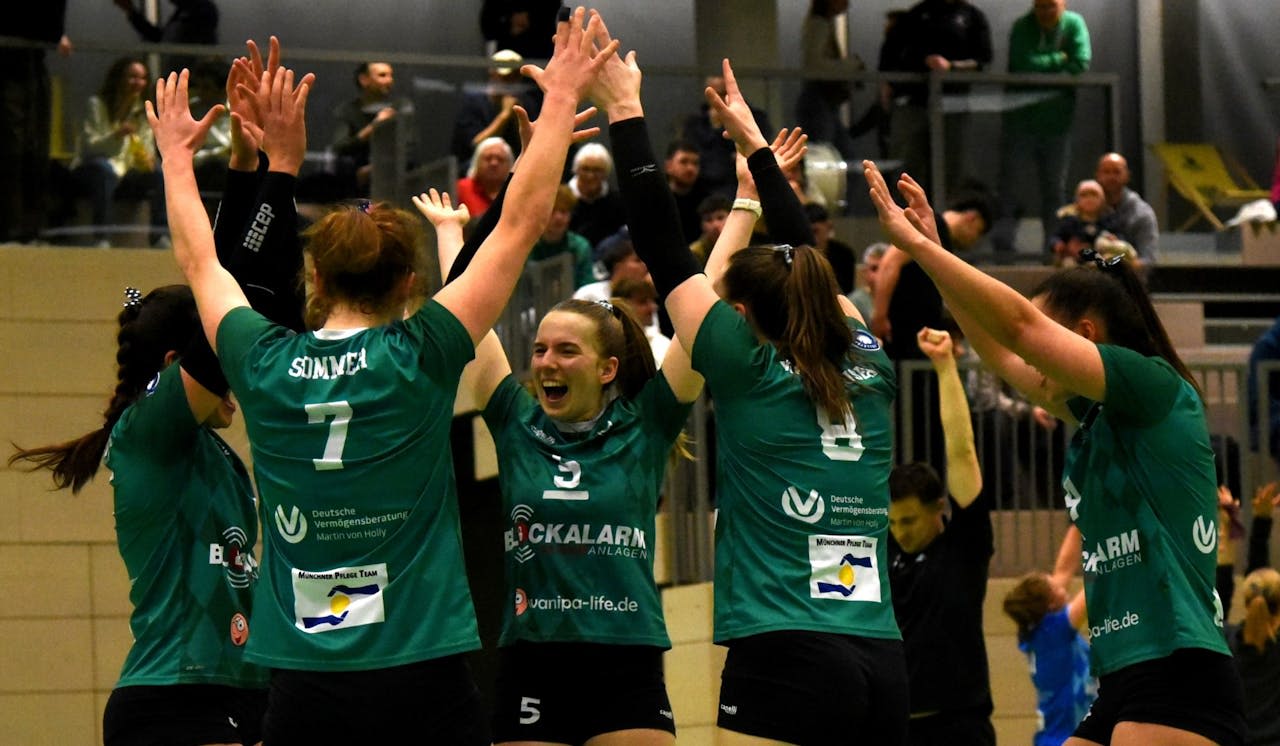 Heimspiel gegen den Tabellenzweiten - Foto:  Lothar F.