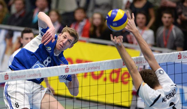 Friedrichshafen sichert Tabellenführung in Lüneburg Foto: Günter Kram Friedrichshafen sichert Tabellenführung in Lüneburg - Foto: Günter Kram