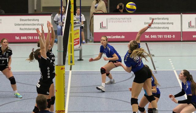 Volleyball-Team Hamburg verliert beim SCU Emlichheim Foto: VTH/Lehmann Volleyball-Team Hamburg verliert beim SCU Emlichheim - Foto: VTH/Lehmann