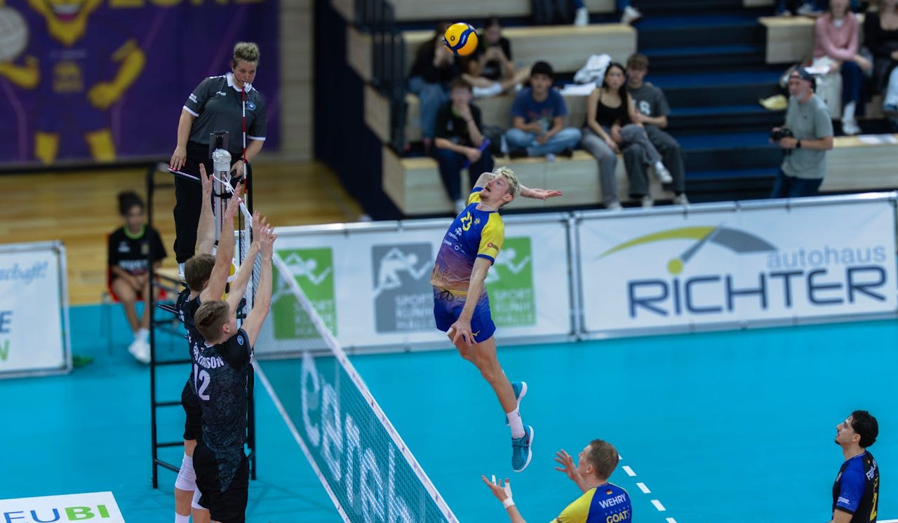 Nächster Halt: Dachau - Foto:  Charlotte Pöller