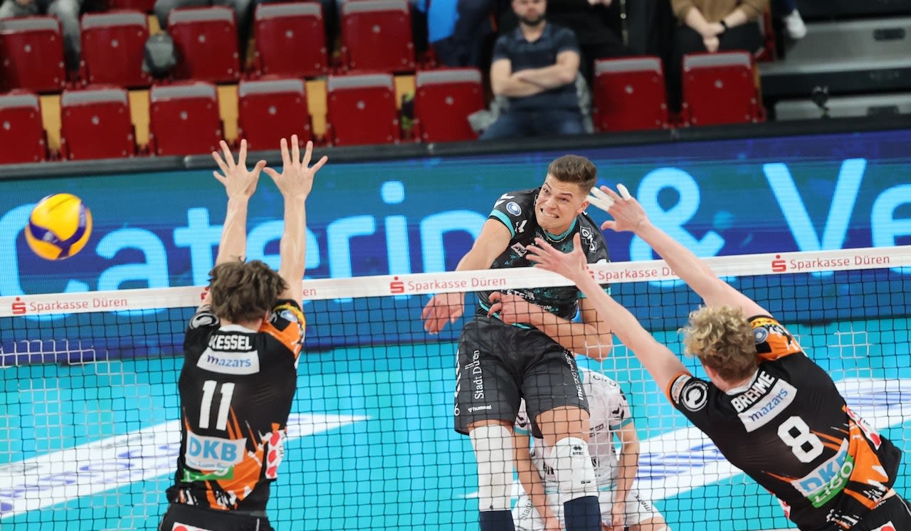 Düren: Viele Emotionen, bittere Niederlage Foto: powervolleys Düren: Viele Emotionen, bittere Niederlage - Foto: powervolleys