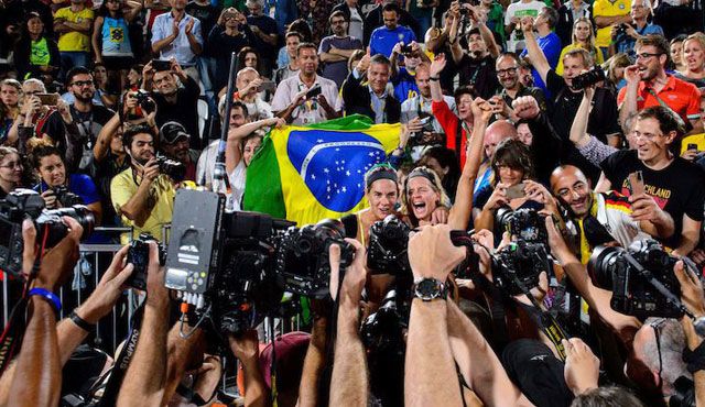 Reaktionen zum Olympiasieg Foto: FiVB Reaktionen zum Olympiasieg - Foto: FiVB