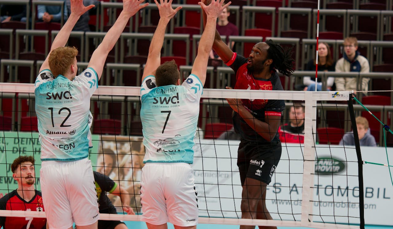 Düren lässt Ludwigsburg keine Chance - Foto:  Anselm Berg