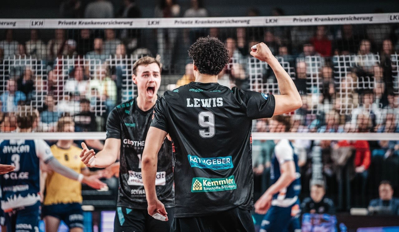 Derby-Woche in der Geothermie Arena - Foto:  Anton Hoefel