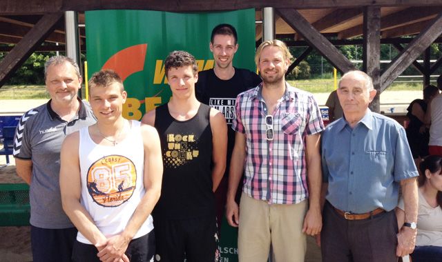 Netzhoppers verlängern Verträge mit Rieke, Heinecke und Ratajczak Foto: Netzhoppers Netzhoppers verlängern Verträge mit Rieke, Heinecke und Ratajczak - Foto: Netzhoppers