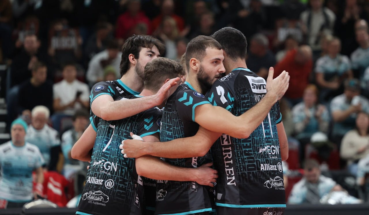 Düren: Stimmungsvoller Arbeitssieg - Foto:  TV Düren