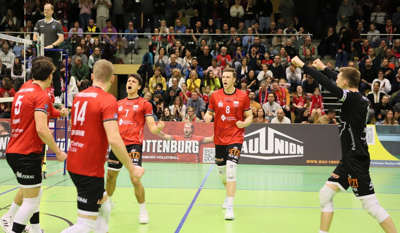 Erster Heimsieg im neuen Jahr - Foto:  Ralf Hallmaier