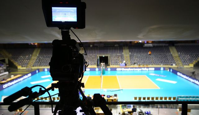 Der Volleyballtempel bleibt leer: keine Zuschauer bei Berlin vs. Friedrichshafen Foto: Eckhard Herfet Der Volleyballtempel bleibt leer: keine Zuschauer bei Berlin vs. Friedrichshafen - Foto: Eckhard Herfet