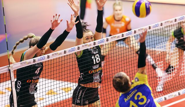 Aachen unterliegt dem Deutschen Meister zu Hause Foto: Ladies in Black Aachen\\Andreas Steindl Aachen unterliegt dem Deutschen Meister zu Hause - Foto: Ladies in Black Aachen\\Andreas Steindl