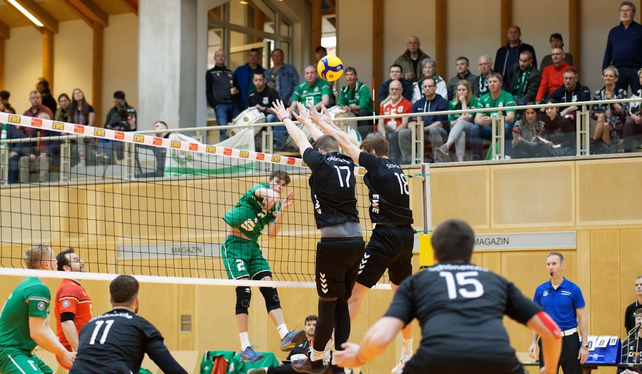 Würdiger Abschluss im letzten Heimspiel - Foto:  Anja Müller