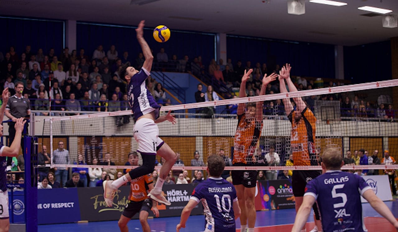 Doppelte Derbyzeit - Foto:  Birigt Herzum