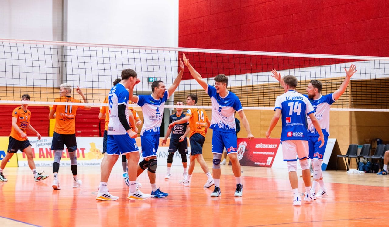 Duell um wichtige Punkte in Leipzig - Foto:  Miria Trexler