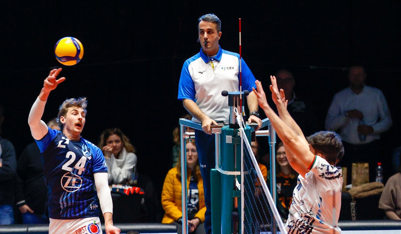 Achtelfinale erreicht - Friedrichshafen gewinnt Krimi im Golden Set - Foto: Alexander Hoth