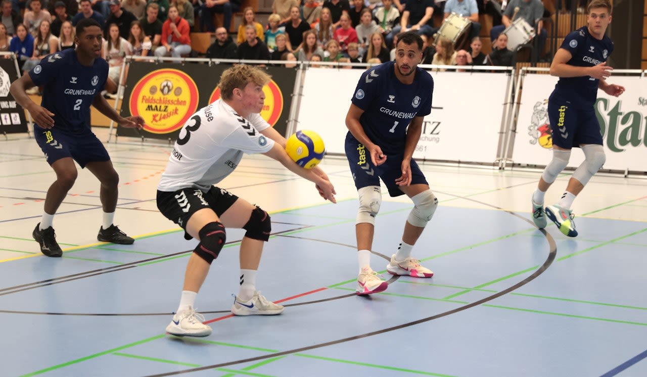 Spiele gegen Münster und VCO Berlin Foto: Jürgen Sabarz Spiele gegen Münster und VCO Berlin - Foto: Jürgen Sabarz