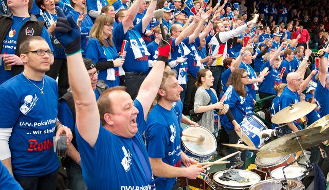 Fanfahrt zum Supercup - Foto: Günter Kram