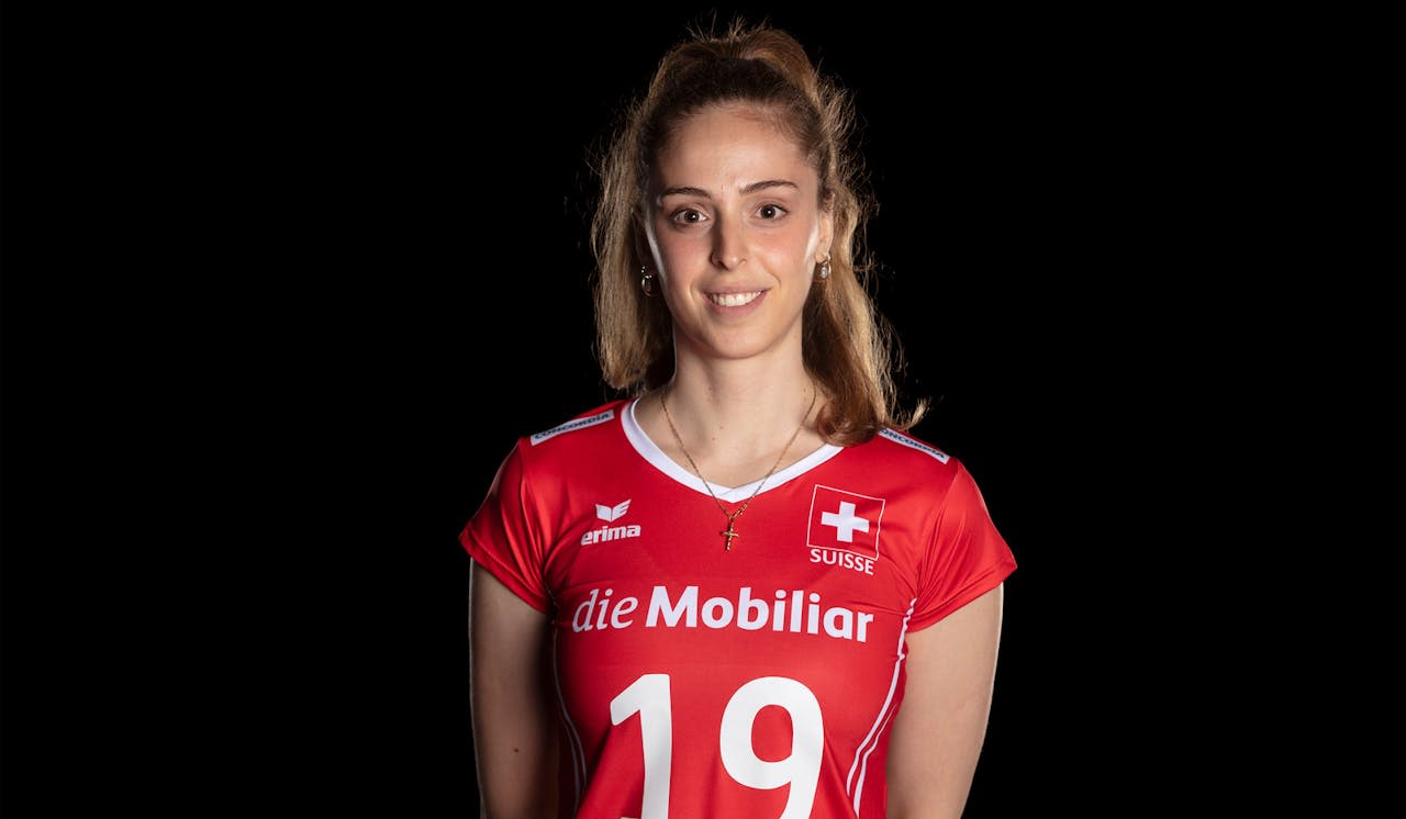 Sindi Mico greift an - Foto:  Swiss Volley