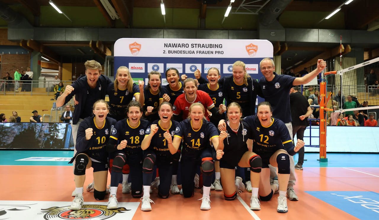 DSHS SnowTrex Köln gewinnt gegen den Tabellenführer NawaRo Straubing im Tiebreak Foto: Florian Zons
DSHS SnowTrex Köln gewinnt gegen den Tabellenführer NawaRo Straubing im Tiebreak - Foto: Florian Zons