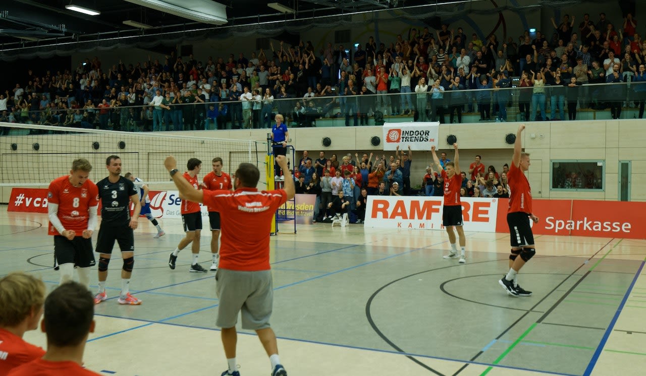 3:2 Sieg nach 0:2 Rückstand - Foto:  VC-Dresden